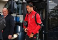 HULL, ENGLAND - NOVEMBER 06:  Virgil van Dijk of Southampton arrives prior to the Premier League match between Hull City and Southampton at KC Stadium on November 6, 2016 in Hull, England.  (Photo by Alex Livesey/Getty Images)